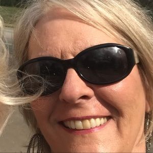 Meet your Posher, Marilyn